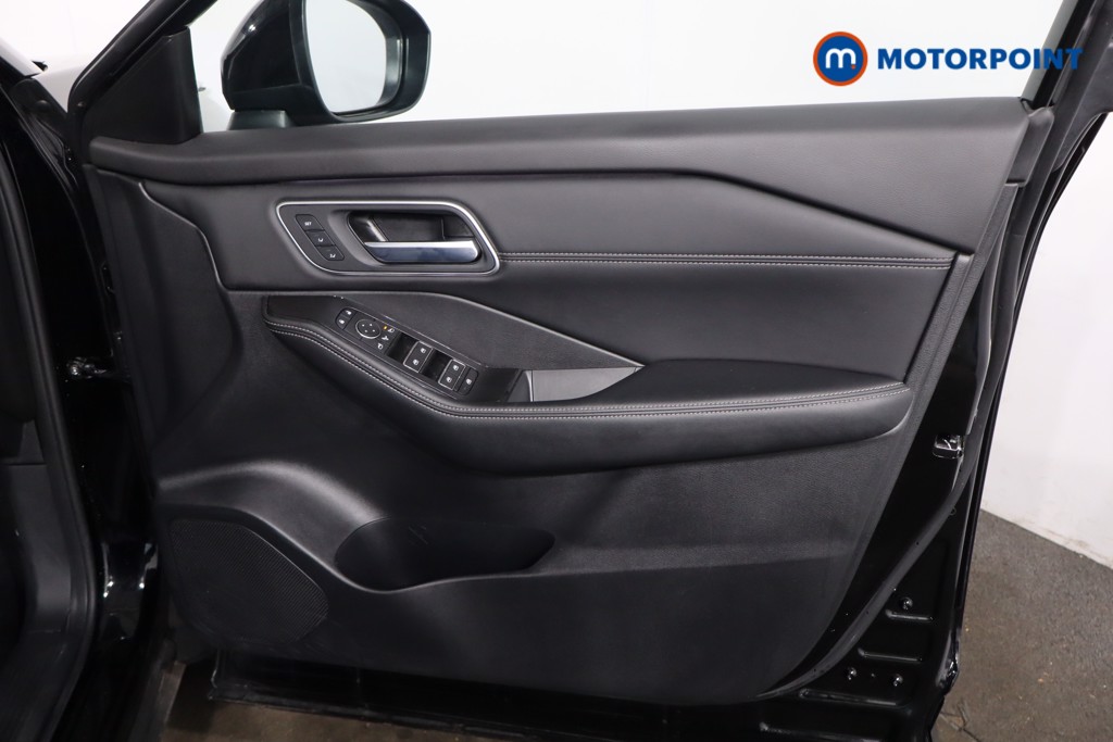 Nissan X-Trail Tekna Automatic Petrol-Electric Hybrid SUV - Stock Number (1637744) - 25th supplementary image