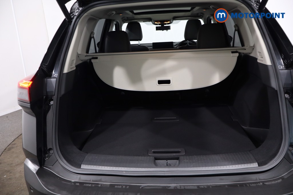 Nissan X-Trail Tekna Automatic Petrol-Electric Hybrid SUV - Stock Number (1637744) - 39th supplementary image