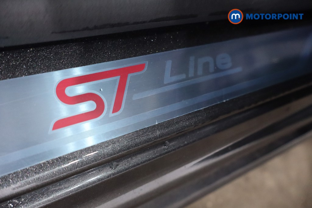 Ford Focus St-Line Automatic Petrol Hatchback - Stock Number (1637915) - 21st supplementary image