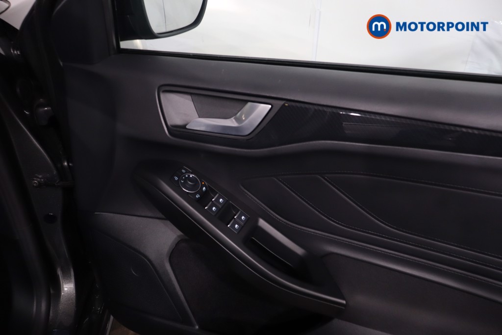 Ford Focus St-Line Automatic Petrol Hatchback - Stock Number (1637915) - 23rd supplementary image