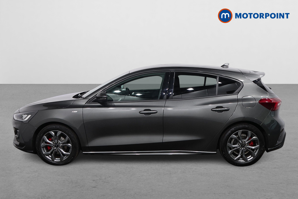 Ford Focus St-Line Automatic Petrol Hatchback - Stock Number (1637915) - Passenger side