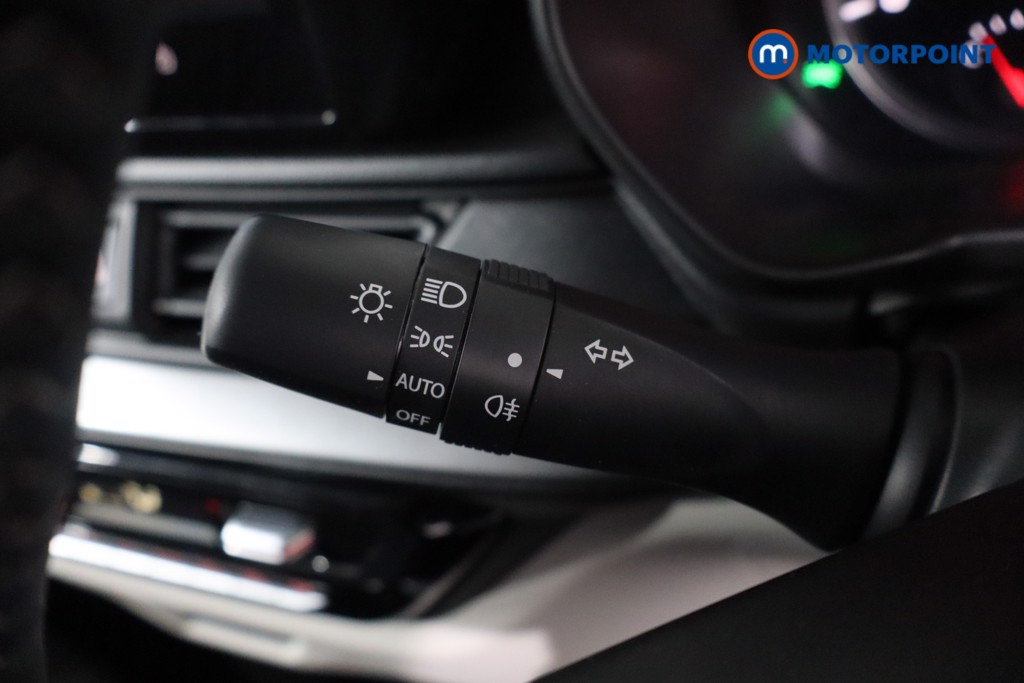 Suzuki Swift Ultra Manual Petrol Hatchback - Stock Number (1638029) - 14th supplementary image