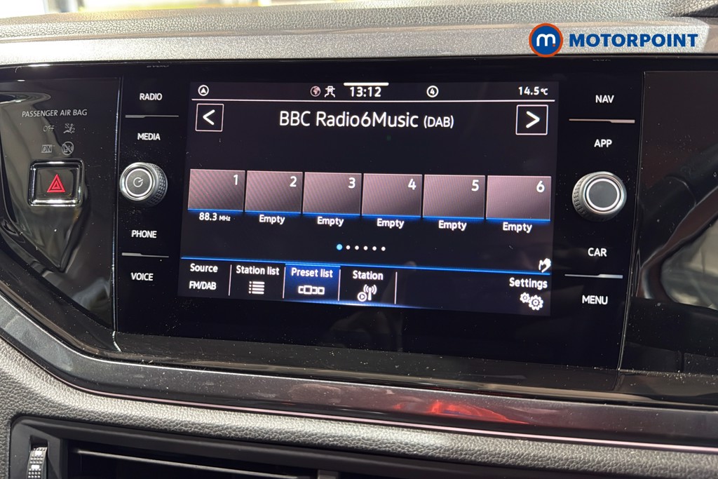 Volkswagen Polo Style Manual Petrol Hatchback - Stock Number (1638157) - 9th supplementary image