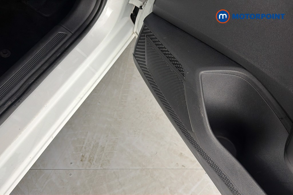 Volkswagen Polo Life Manual Petrol Hatchback - Stock Number (1638256) - 21st supplementary image