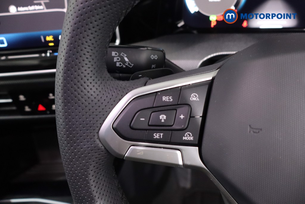 Volkswagen Golf R-Line Automatic Diesel Hatchback - Stock Number (1638303) - 7th supplementary image