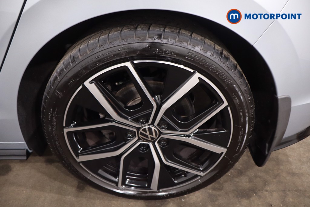 Volkswagen Golf R-Line Automatic Diesel Hatchback - Stock Number (1638303) - 12th supplementary image