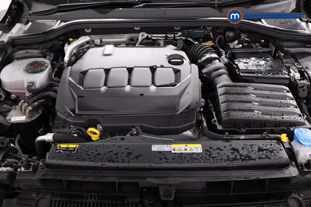 Volkswagen Golf R-Line Automatic Diesel Hatchback - Stock Number (1638303) - 36th supplementary image