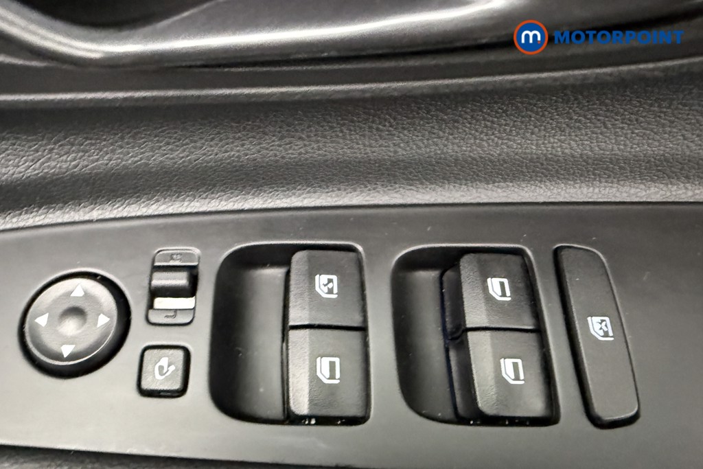 Hyundai I20 Premium Automatic Petrol Hatchback - Stock Number (1638314) - 19th supplementary image