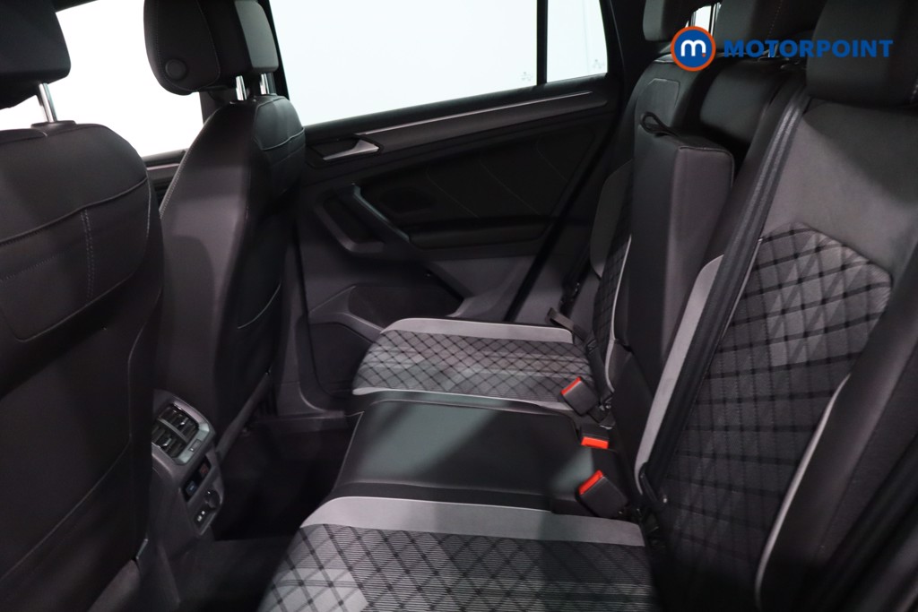 Volkswagen Tiguan R-Line Automatic Petrol SUV - Stock Number (1638465) - 5th supplementary image