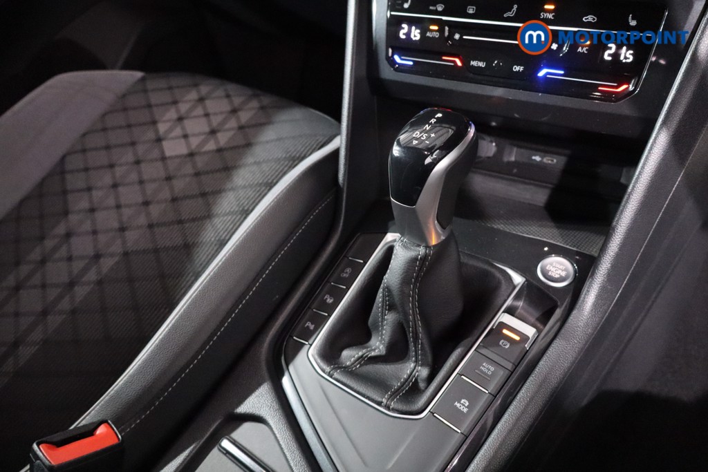 Volkswagen Tiguan R-Line Automatic Petrol SUV - Stock Number (1638465) - 24th supplementary image