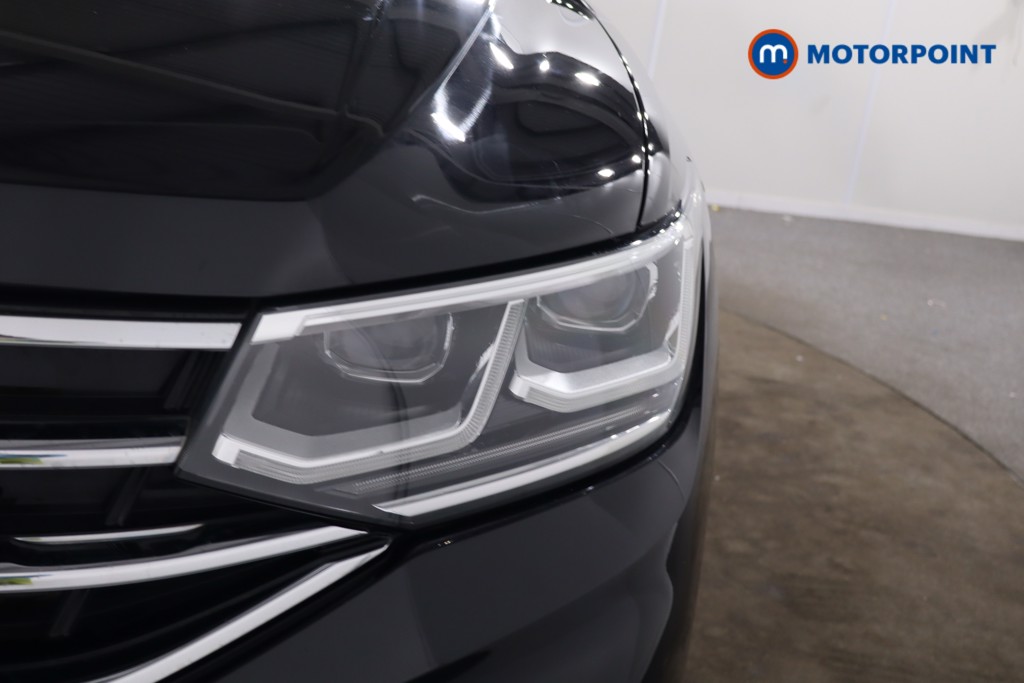 Volkswagen Tiguan R-Line Automatic Petrol SUV - Stock Number (1638465) - 39th supplementary image
