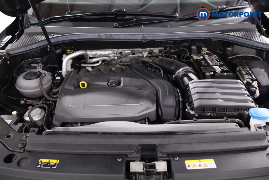 Volkswagen Tiguan R-Line Automatic Petrol SUV - Stock Number (1638465) - 41st supplementary image