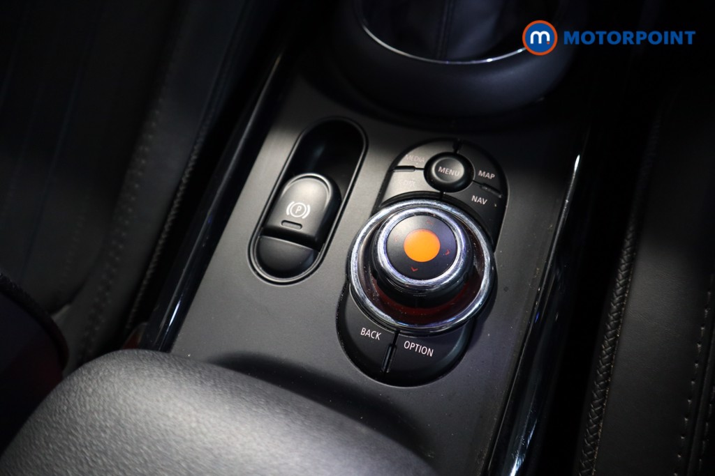 Mini Clubman Cooper Exclusive Automatic Petrol Estate - Stock Number (1565019) - 10th supplementary image