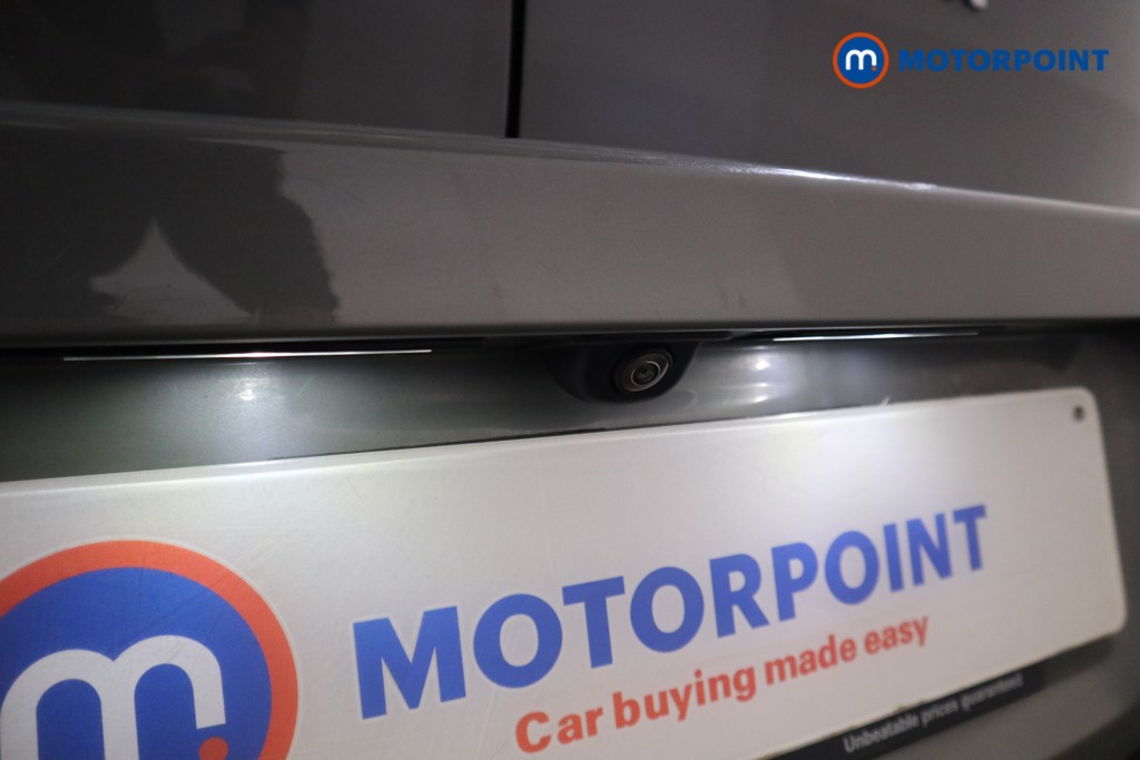 Mini Clubman Cooper Exclusive Automatic Petrol Estate - Stock Number (1565019) - 28th supplementary image