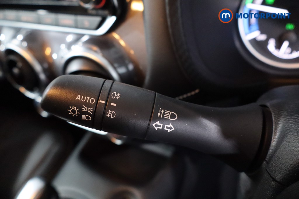 Nissan Juke Tekna Automatic Petrol-Electric Hybrid SUV - Stock Number (1597835) - 14th supplementary image