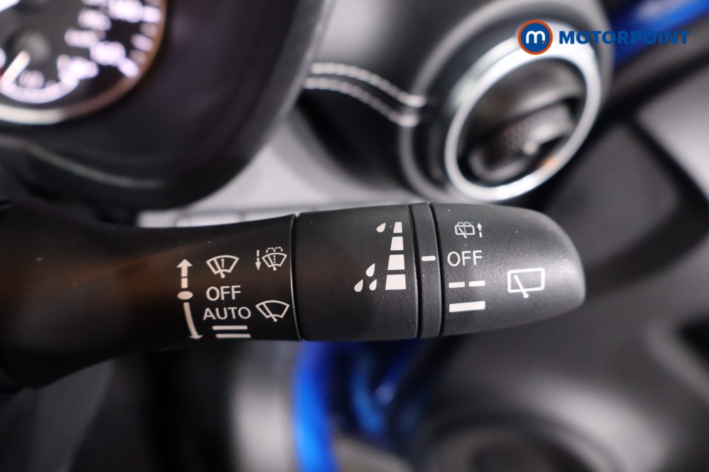 Nissan Juke Tekna Automatic Petrol-Electric Hybrid SUV - Stock Number (1597835) - 15th supplementary image