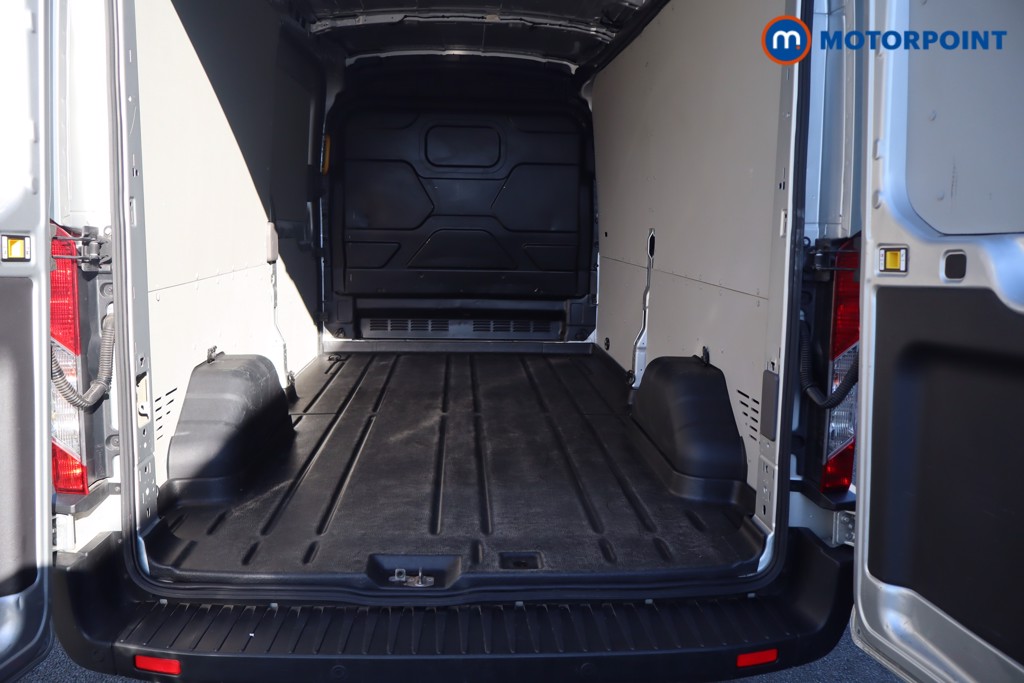 Ford Transit Leader Automatic Diesel Medium Roof Van - Stock Number (1607354) - 4th supplementary image