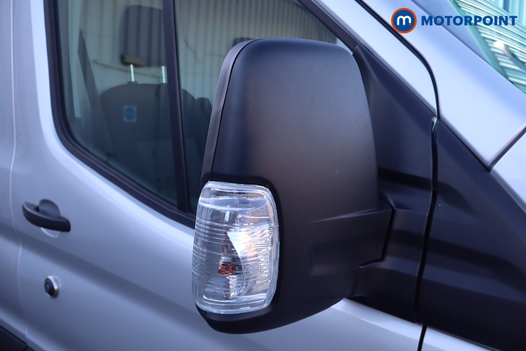 Ford Transit Leader Automatic Diesel Medium Roof Van - Stock Number (1607354) - 12th supplementary image