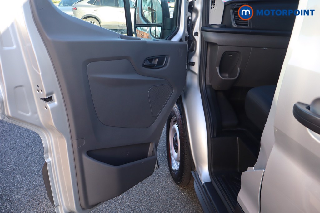 Ford Transit Leader Automatic Diesel Medium Roof Van - Stock Number (1607354) - 31st supplementary image