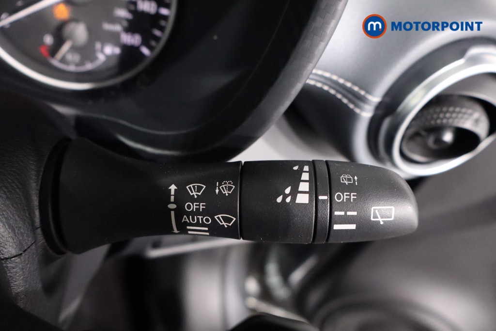 Nissan Juke Tekna Automatic Petrol SUV - Stock Number (1608738) - 15th supplementary image