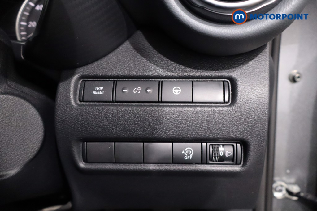 Nissan Juke Tekna Automatic Petrol SUV - Stock Number (1608738) - 17th supplementary image
