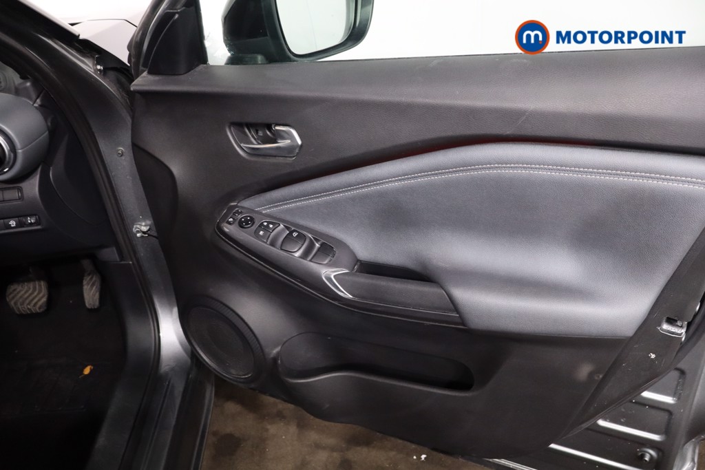 Nissan Juke Tekna Automatic Petrol SUV - Stock Number (1608738) - 24th supplementary image