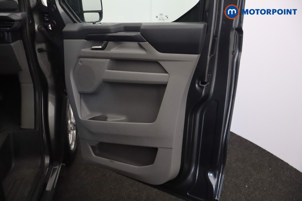 Ford Transit Custom Limited Manual Diesel Panel Van - Stock Number (1613966) - 14th supplementary image