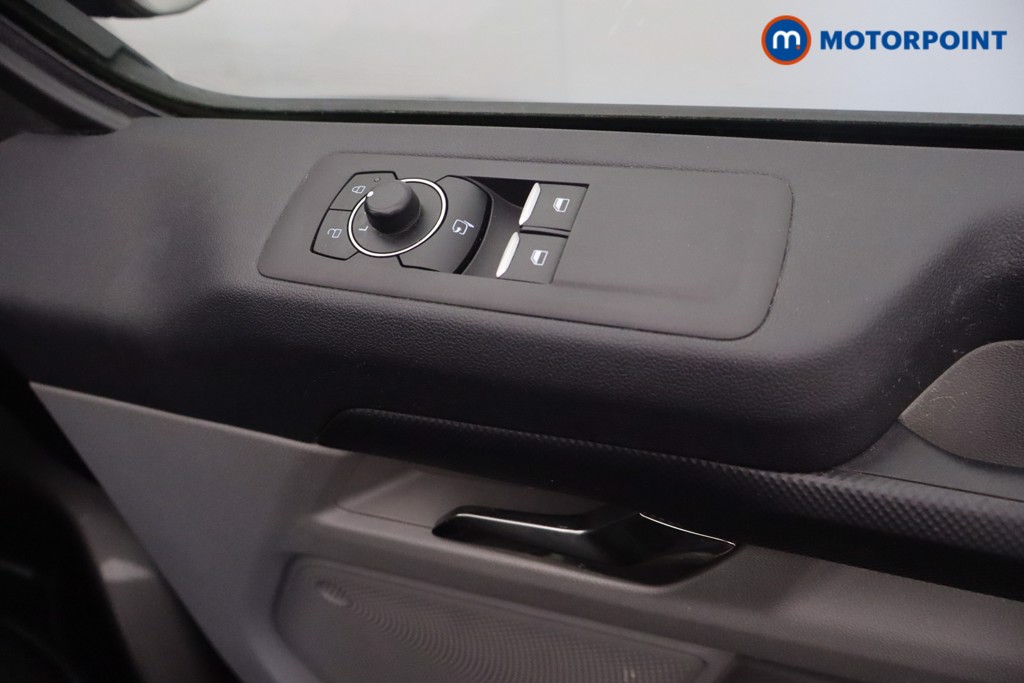 Ford Transit Custom Limited Manual Diesel Panel Van - Stock Number (1613966) - 16th supplementary image