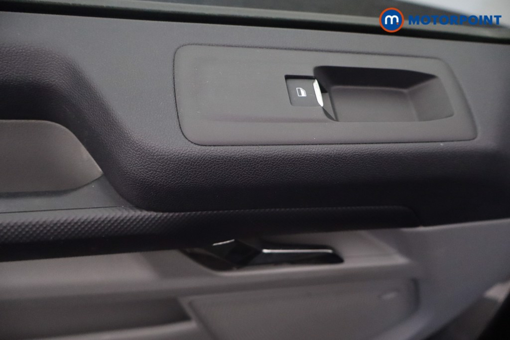 Ford Transit Custom Limited Manual Diesel Panel Van - Stock Number (1613966) - 30th supplementary image