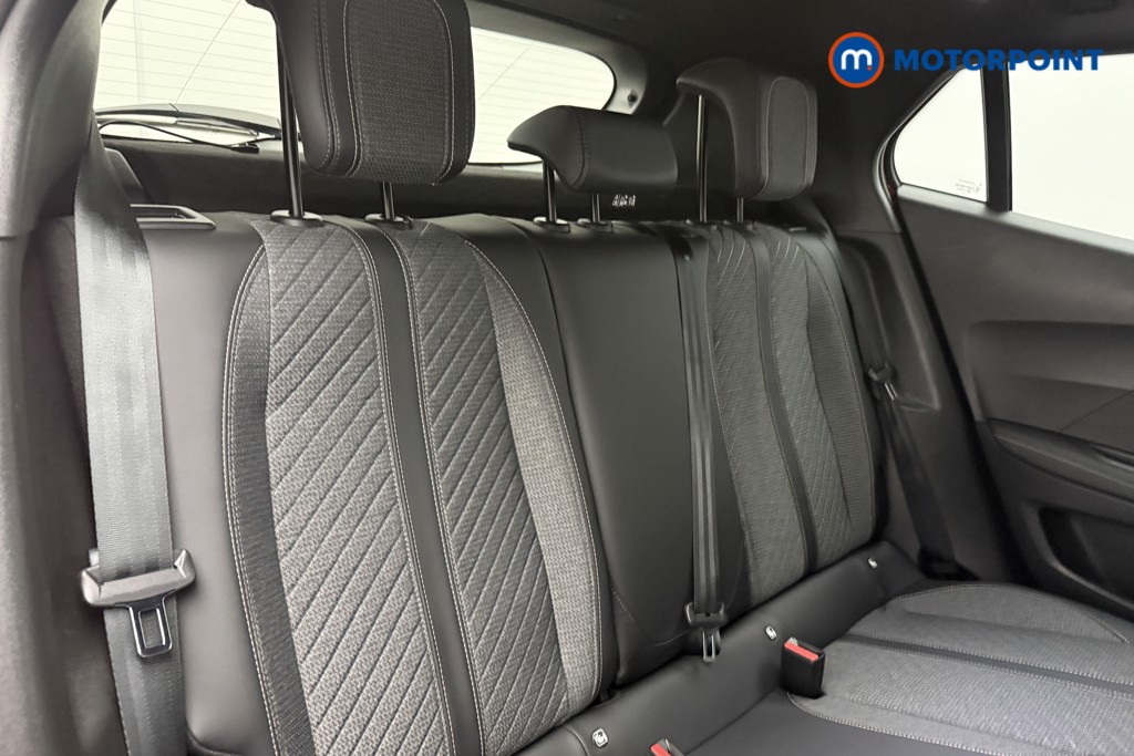 Peugeot 2008 Allure Automatic Petrol SUV - Stock Number (1618913) - 16th supplementary image