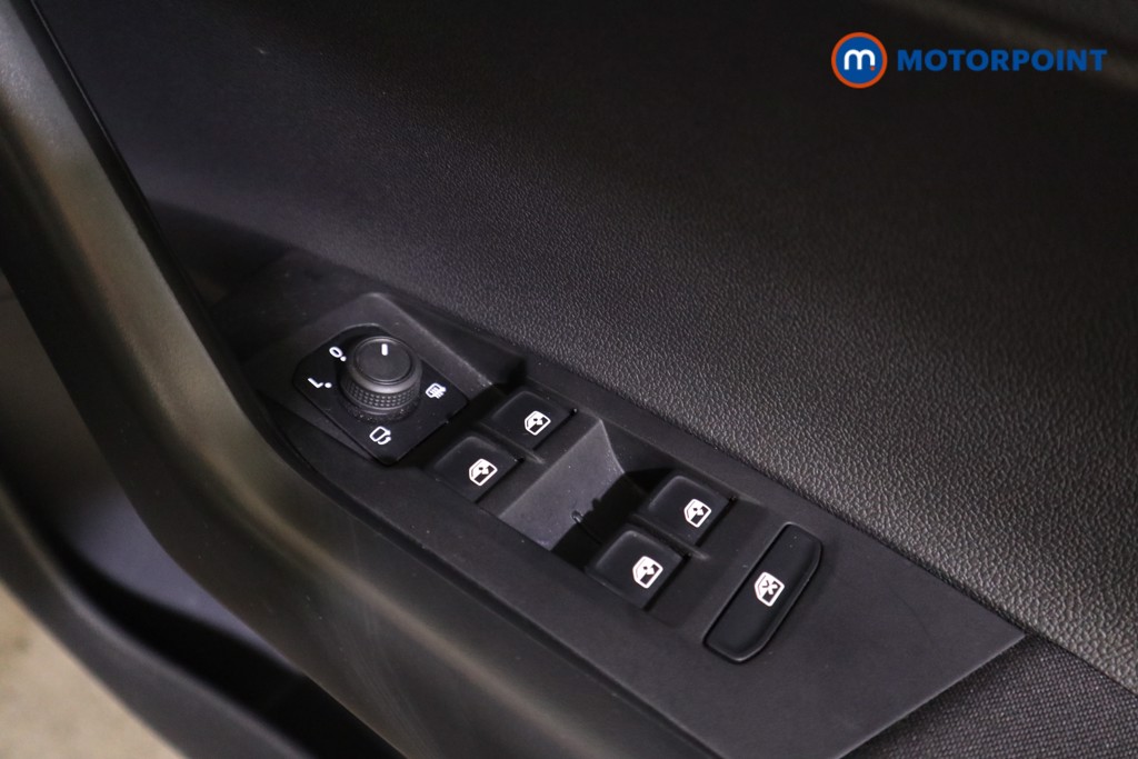 Volkswagen Polo Life Manual Petrol Hatchback - Stock Number (1623360) - 15th supplementary image