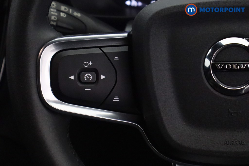 Volvo Xc40 R Design Pro Automatic Petrol SUV - Stock Number (1623418) - 7th supplementary image