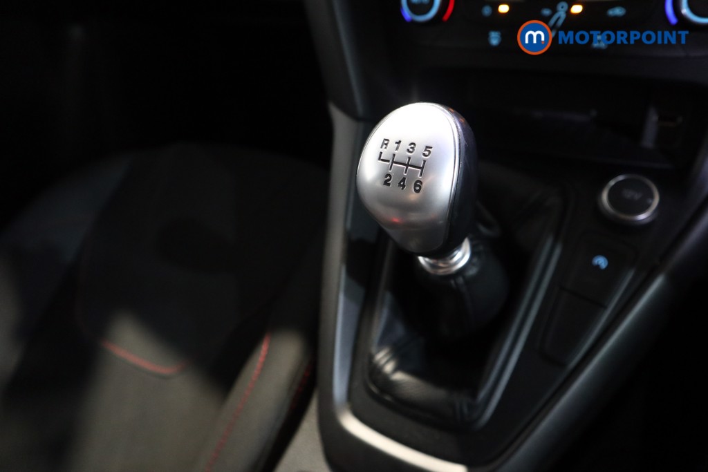 Ford Focus St-Line X Manual Petrol Hatchback - Stock Number (1625512) - 11th supplementary image