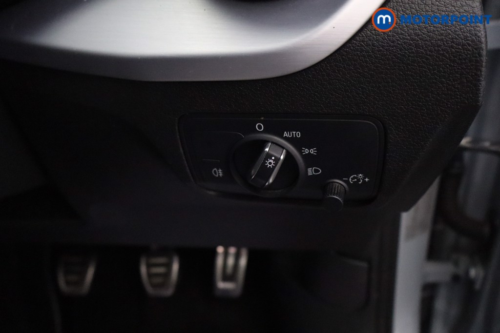 Audi Q2 S Line Manual Petrol SUV - Stock Number (1626236) - 14th supplementary image