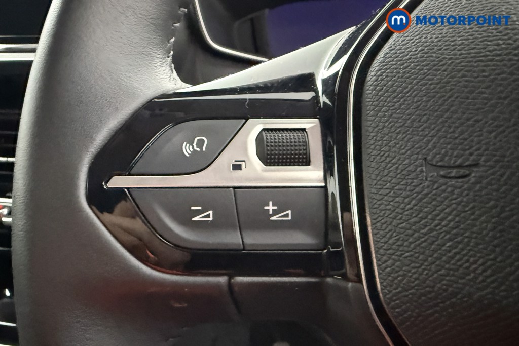 Mini Hatchback Cooper S Level 2 Automatic Electric Hatchback - Stock Number (1626768) - 3rd supplementary image