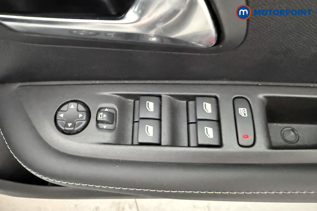 Mini Hatchback Cooper S Level 2 Automatic Electric Hatchback - Stock Number (1626768) - 17th supplementary image