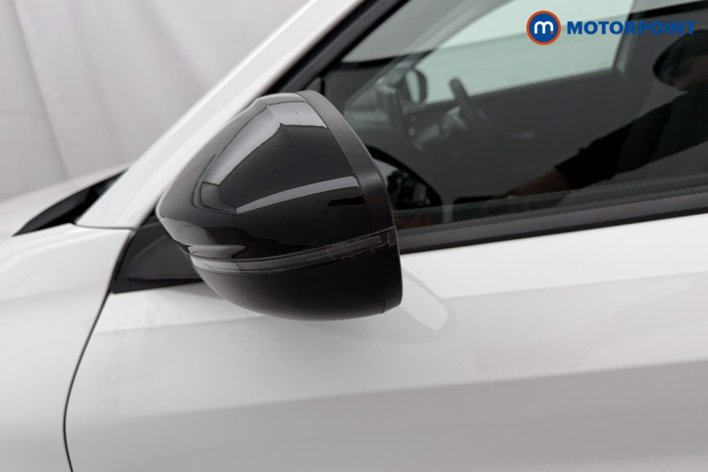 Mini Hatchback Cooper S Level 2 Automatic Electric Hatchback - Stock Number (1626768) - 22nd supplementary image