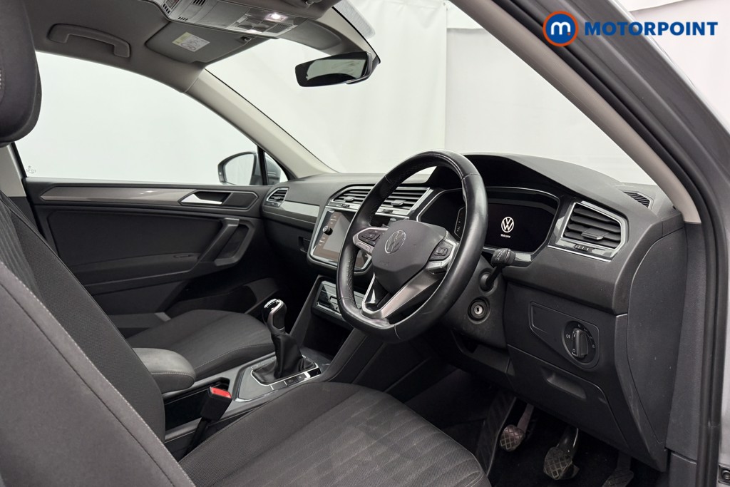 Volkswagen Tiguan Allspace Life Manual Petrol SUV - Stock Number (1627310) - 1st supplementary image