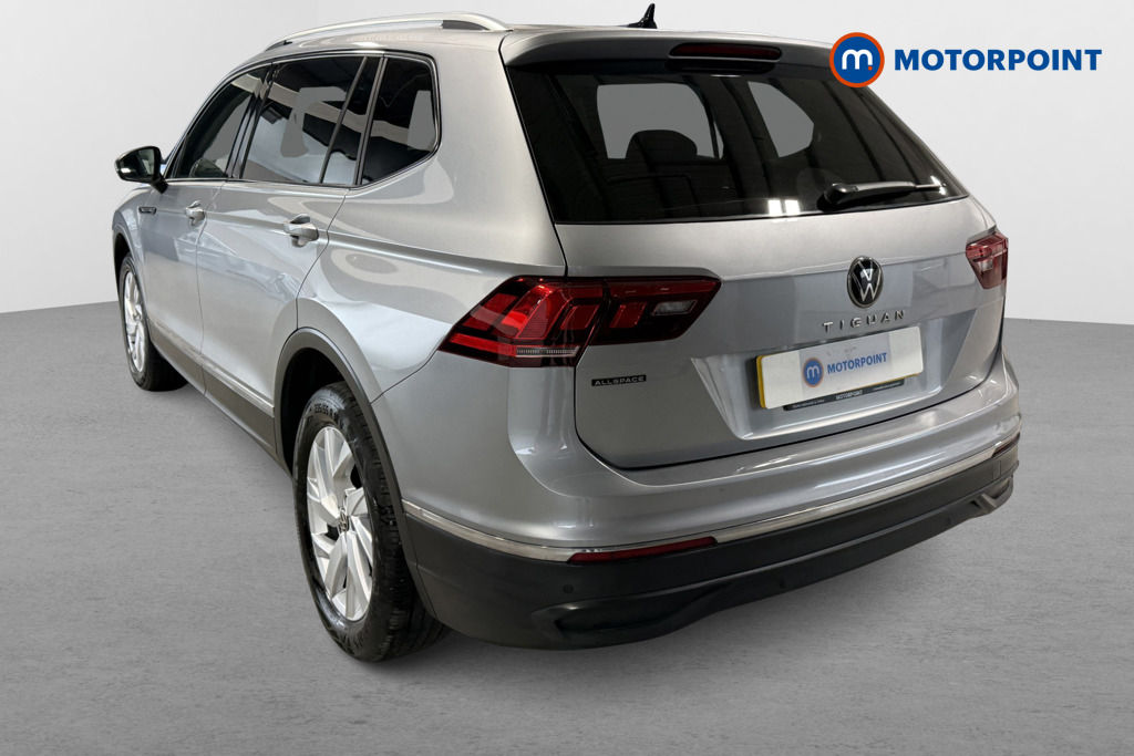 Volkswagen Tiguan Allspace Life Manual Petrol SUV - Stock Number (1627310) - Passenger side rear corner