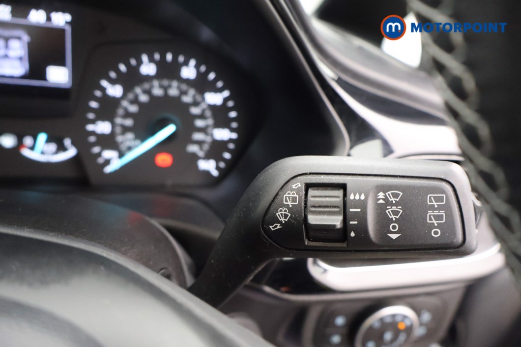 Ford Fiesta Zetec Manual Petrol Hatchback - Stock Number (1627549) - 6th supplementary image