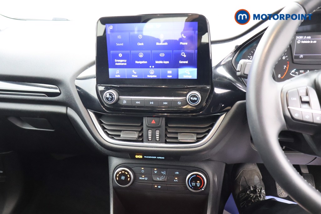 Ford Fiesta Zetec Manual Petrol Hatchback - Stock Number (1627549) - 7th supplementary image