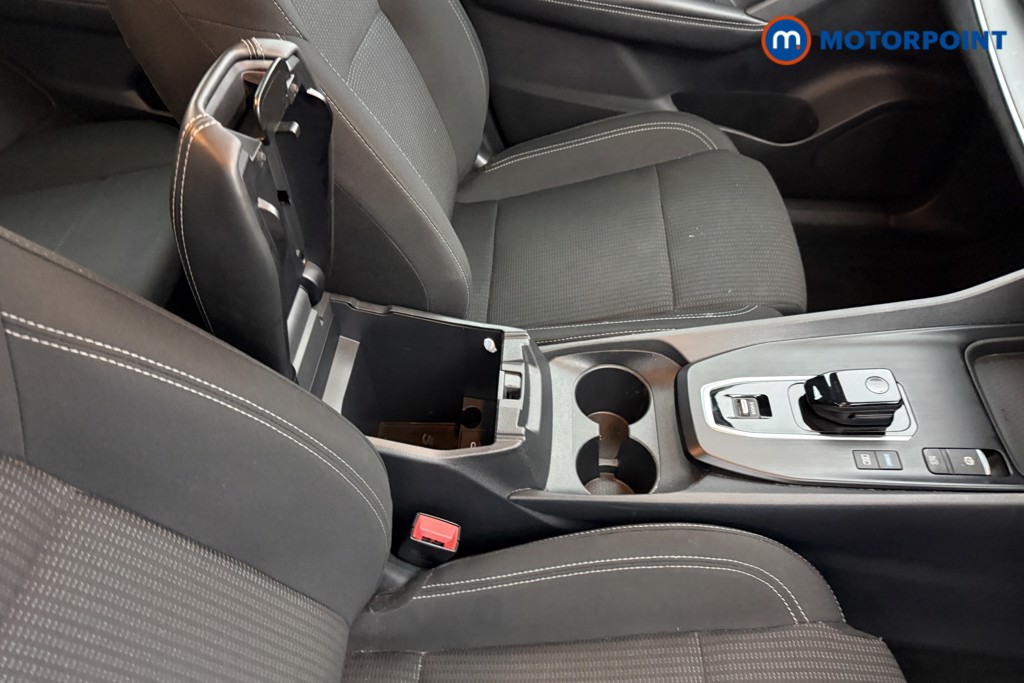 Nissan Qashqai Acenta Premium Automatic Petrol-Electric Hybrid SUV - Stock Number (1628275) - 12th supplementary image