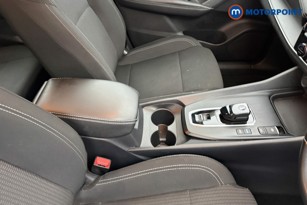 Nissan Qashqai Acenta Premium Automatic Petrol-Electric Hybrid SUV - Stock Number (1628275) - 13th supplementary image
