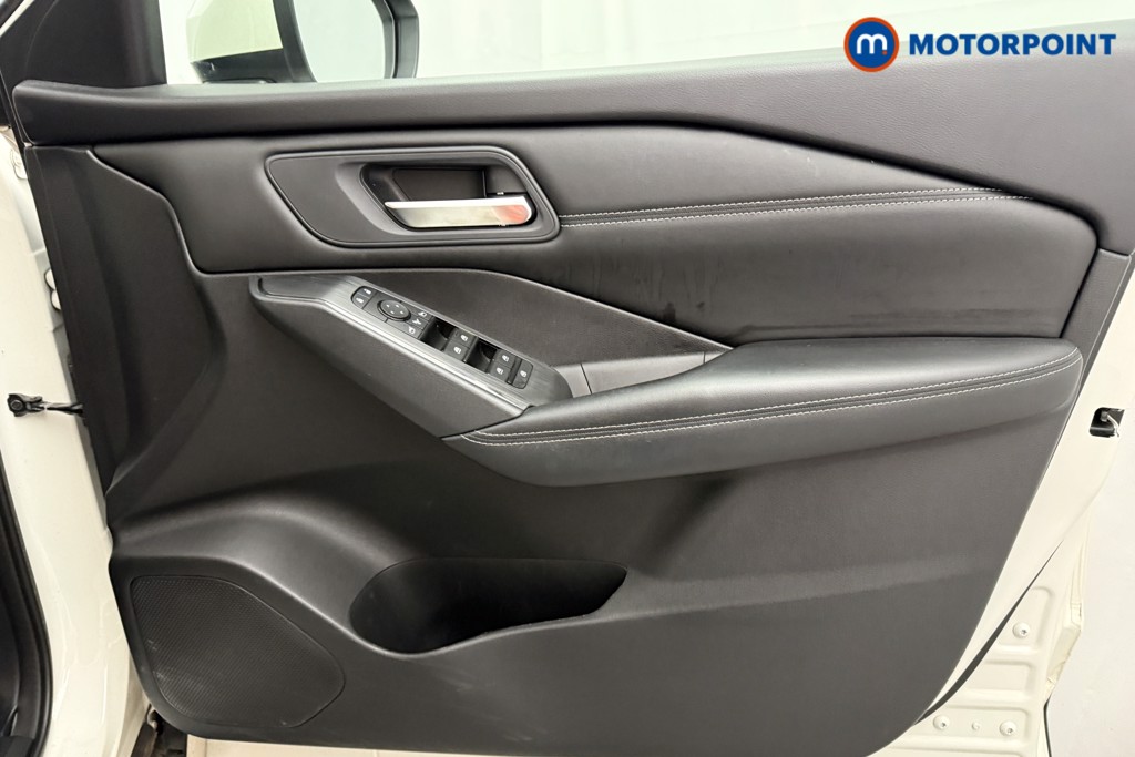 Nissan Qashqai Acenta Premium Automatic Petrol-Electric Hybrid SUV - Stock Number (1628275) - 15th supplementary image