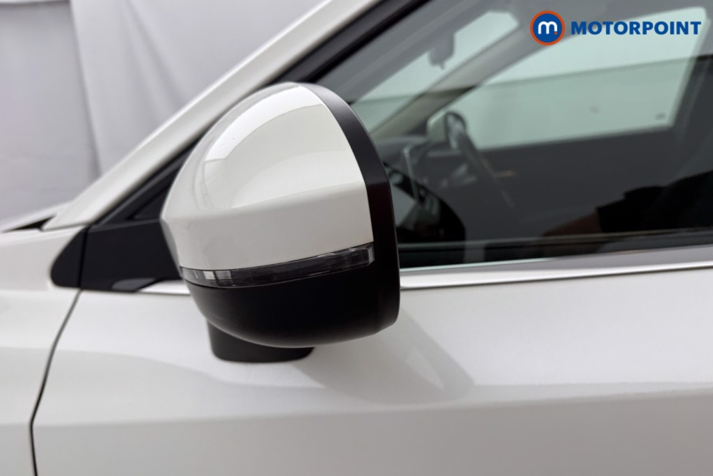 Nissan Qashqai Acenta Premium Automatic Petrol-Electric Hybrid SUV - Stock Number (1628275) - 21st supplementary image