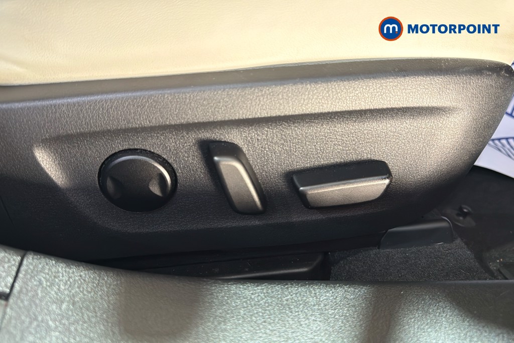 Mazda 3 Gt Sport Manual Petrol Saloon - Stock Number (1628427) - 25th supplementary image