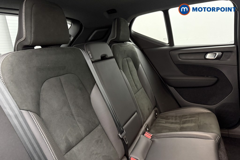 Volvo Xc40 R Design Pro Automatic Diesel SUV - Stock Number (1628691) - 25th supplementary image