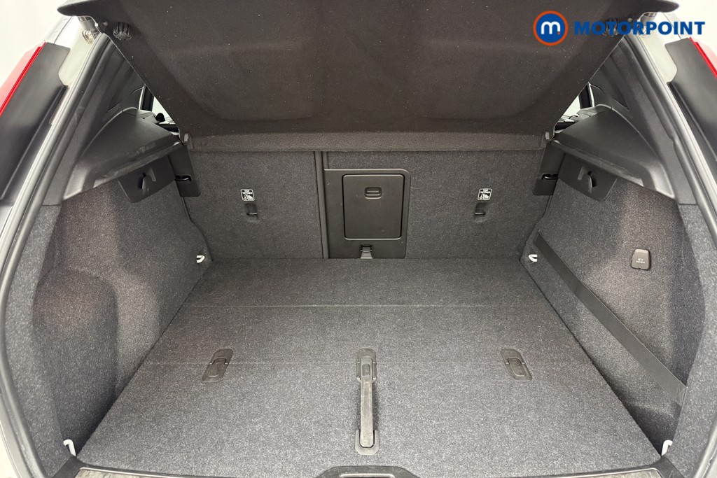 Volvo Xc40 R Design Pro Automatic Diesel SUV - Stock Number (1628691) - 26th supplementary image