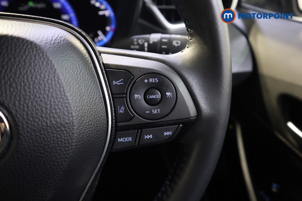 Toyota Corolla Design Automatic Petrol-Electric Hybrid Estate - Stock Number (1629392) - 4th supplementary image