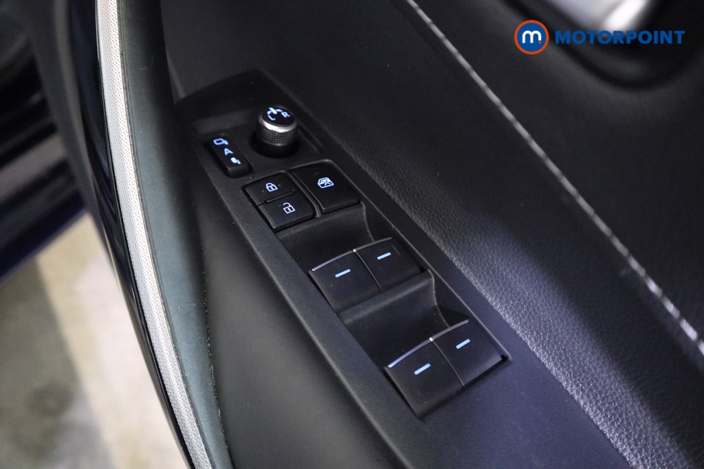 Toyota Corolla Design Automatic Petrol-Electric Hybrid Estate - Stock Number (1629392) - 14th supplementary image